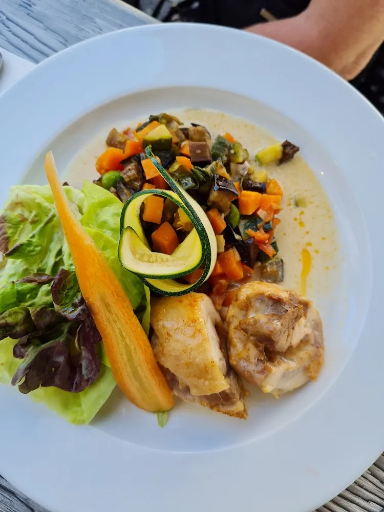 Poulet Farci Et Ses Légumes